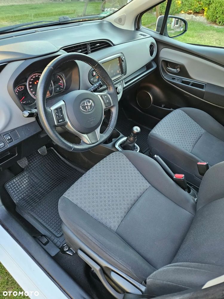 Toyota Yaris 1.0 Active - 22