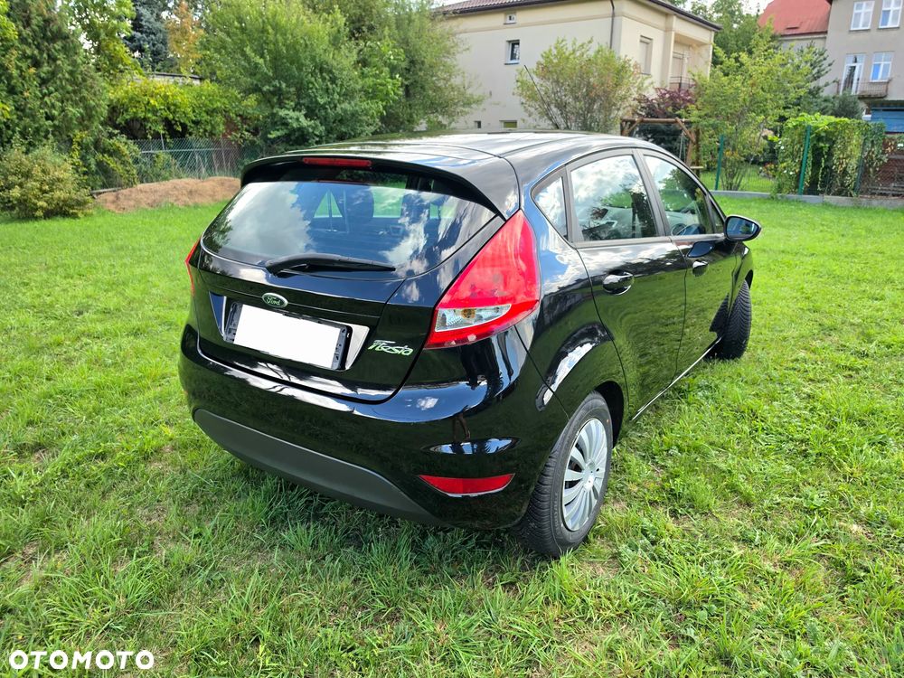 Ford Fiesta 1.25 Champions Edition - 3