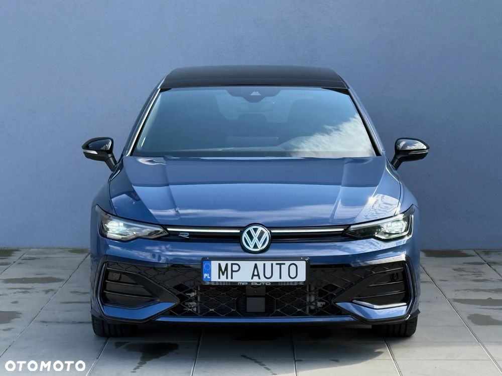 Volkswagen Golf - 2