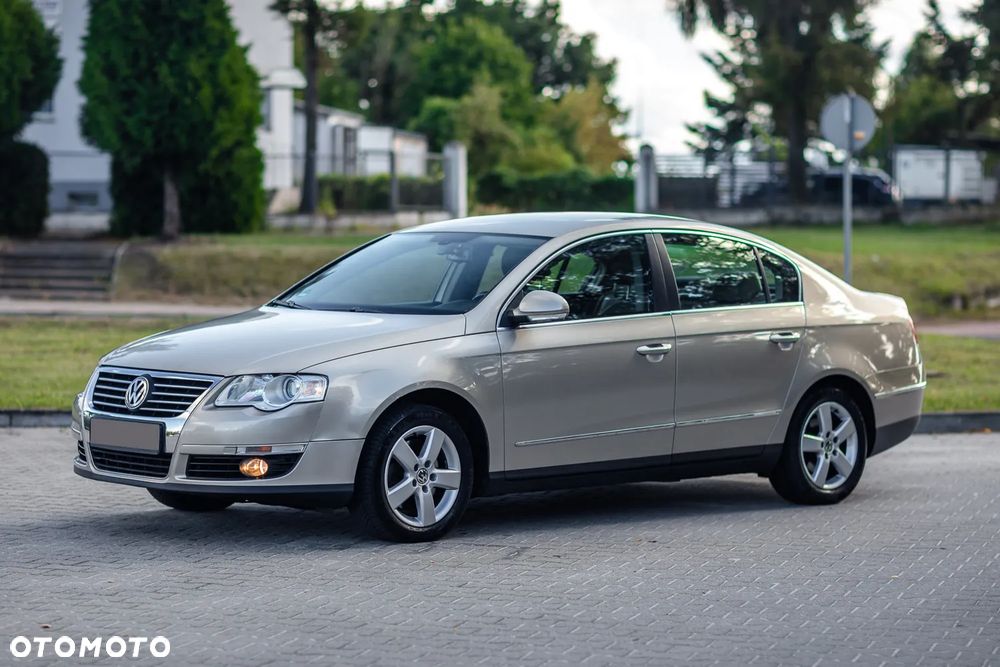 Volkswagen Passat 2.0 FSI Automatik Highline - 10