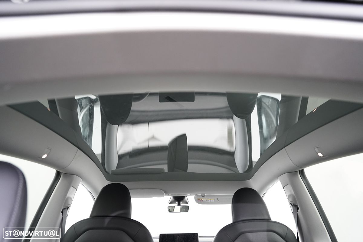 Tesla Model Y Long Range Tração Integral - 22