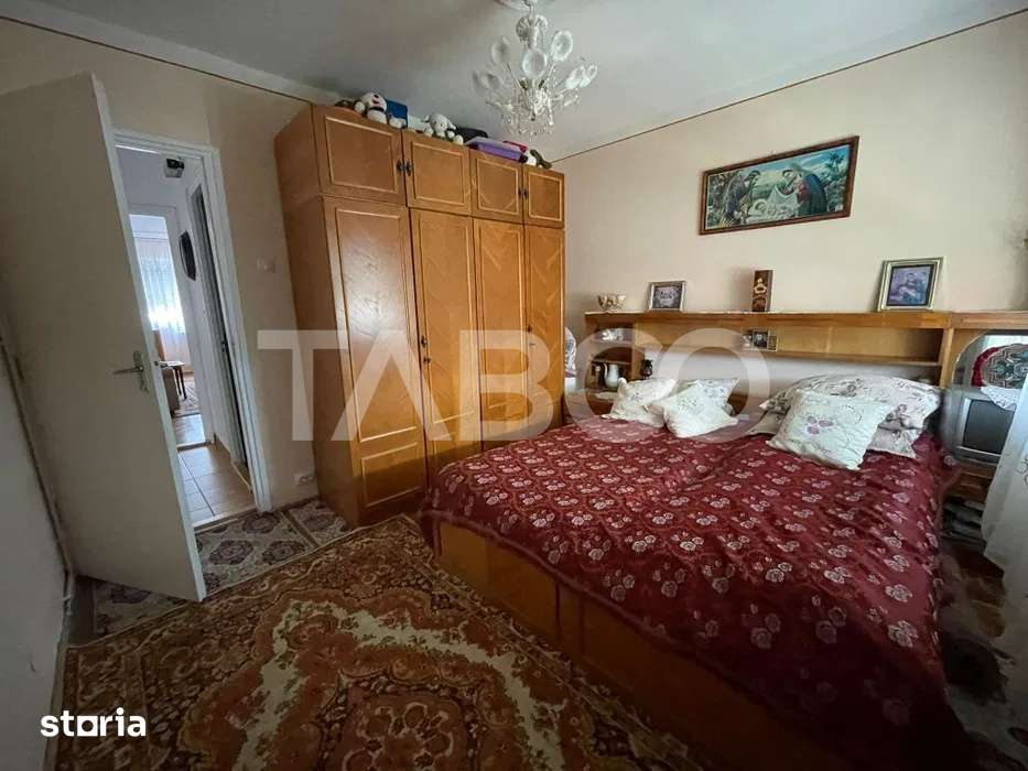 Apartament 2 camere decomandat 62 mp pivnita zona Central-Dioda Sibiu — fotografia 1