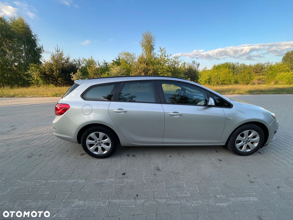 Opel Astra 1.4 T Enjoy - 9