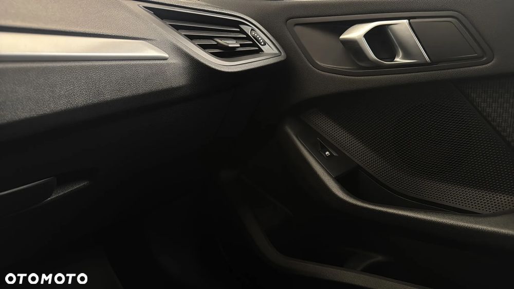 BMW Seria 1 118i Advantage - 17