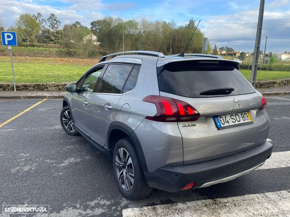 Peugeot 2008 1.2 PureTech Style - 14