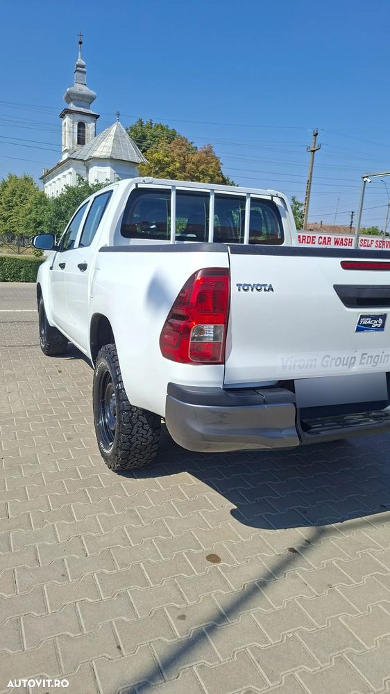 Toyota Hilux - 9