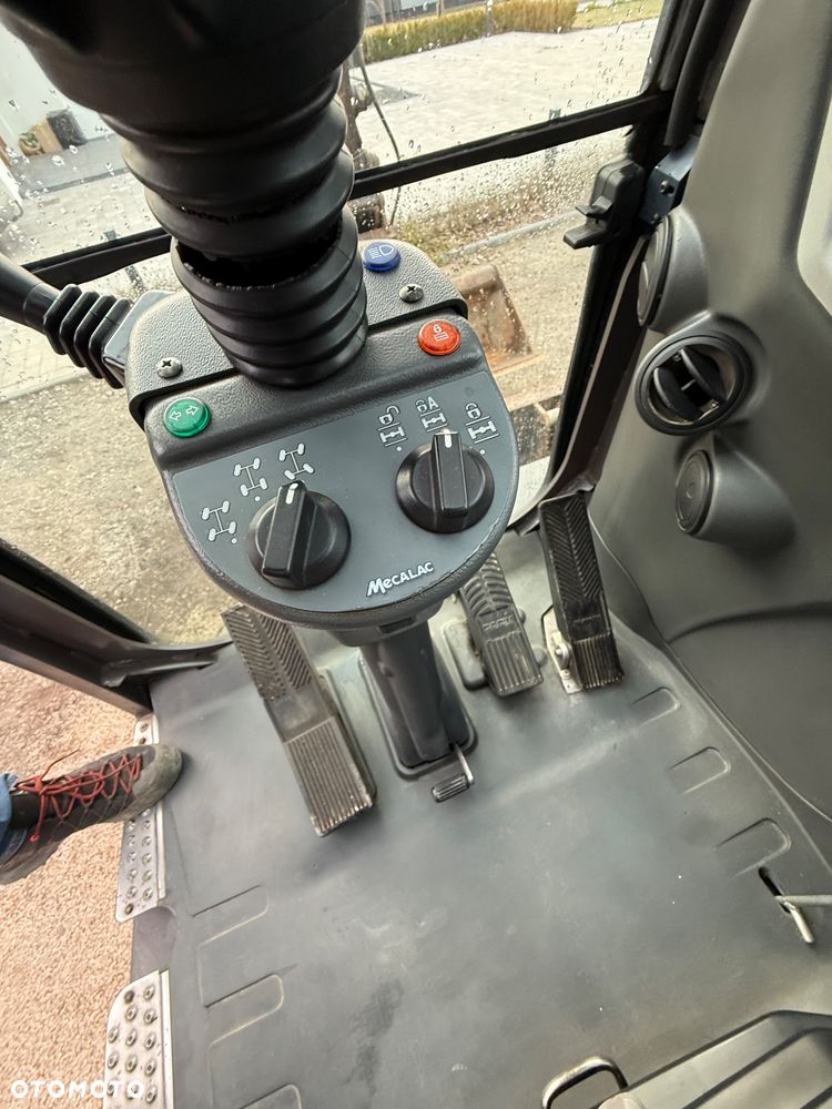 Mecalac 714 MW - 6