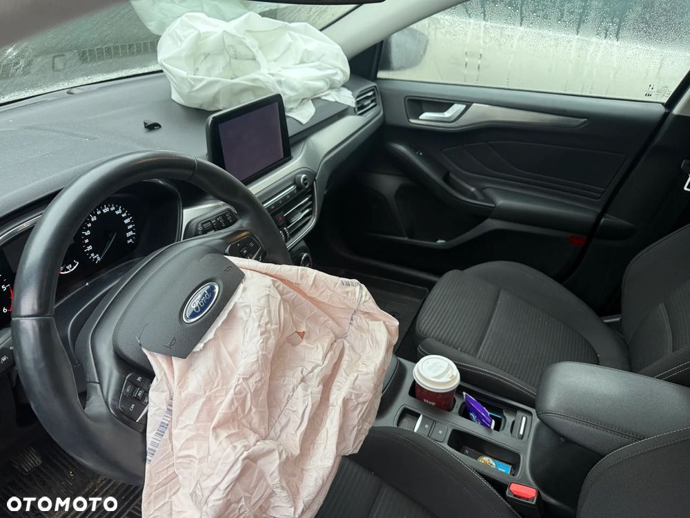 Ford Focus SW 1.5 EcoBlue Titanium - 9