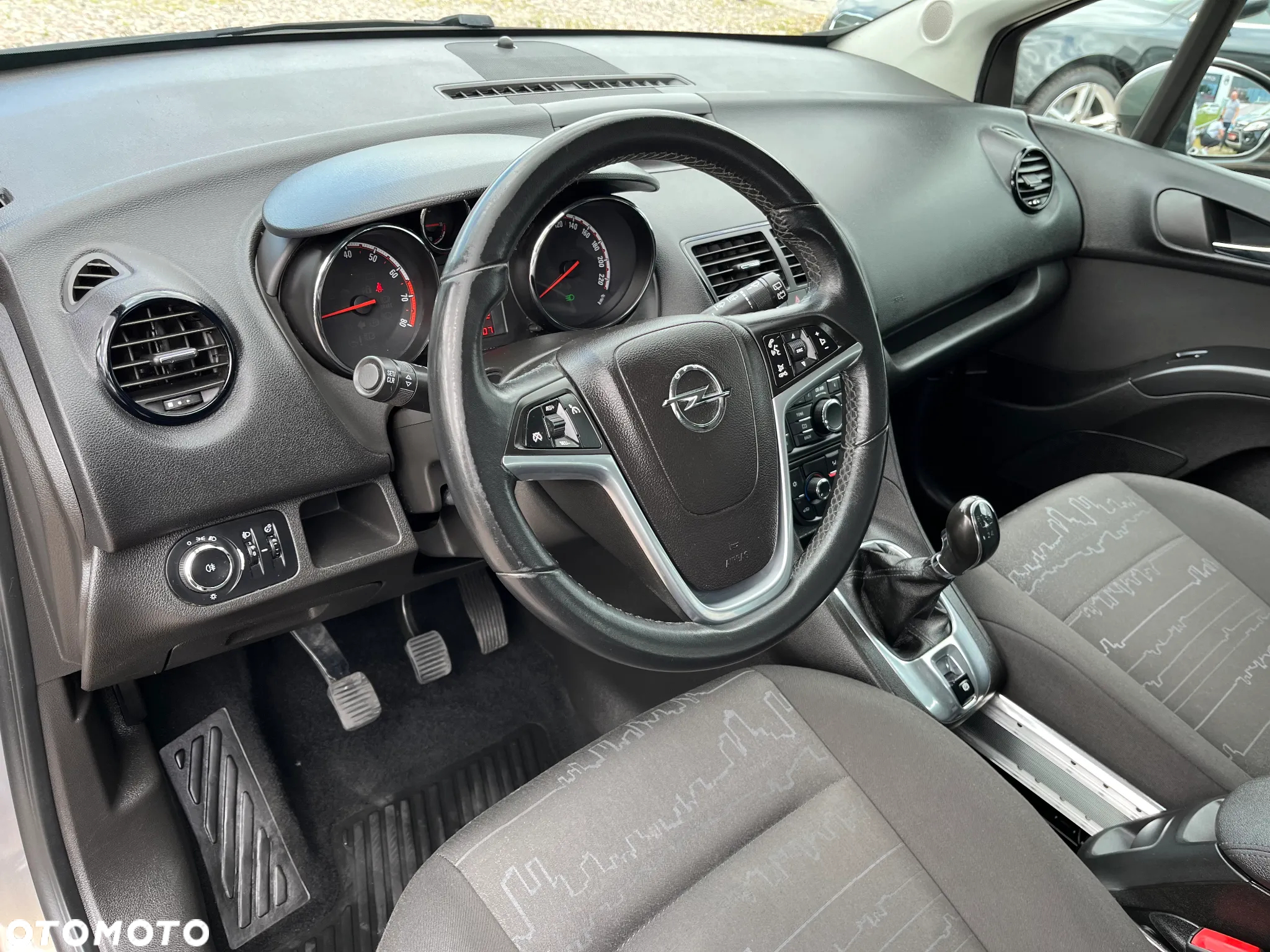 Opel Meriva - 16