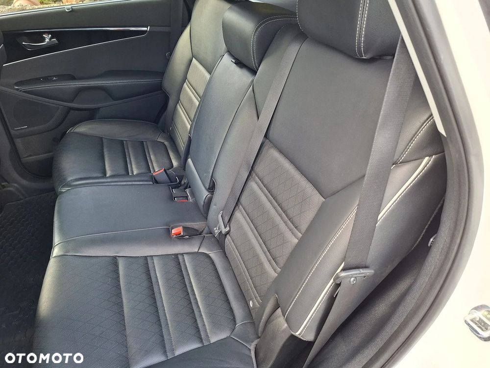 Kia Sorento 2.0 CRDI GT Line - 32