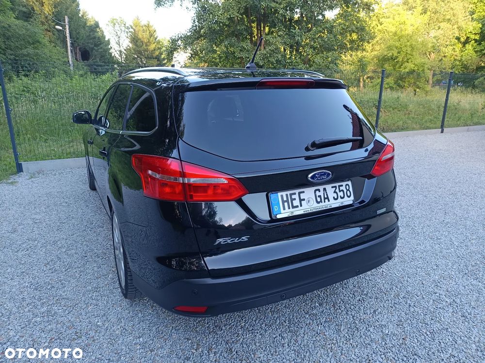 Ford Focus 1.0 EcoBoost STart-Stopp-System TITANIUM - 12