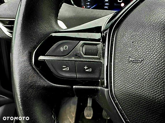 Peugeot 3008 PureTech 130 Stop & Start GPF Allure Business-Paket - 15