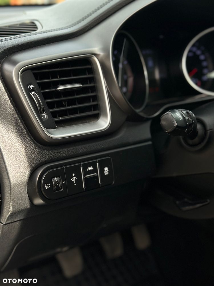 Kia Ceed 1.4 S - 9