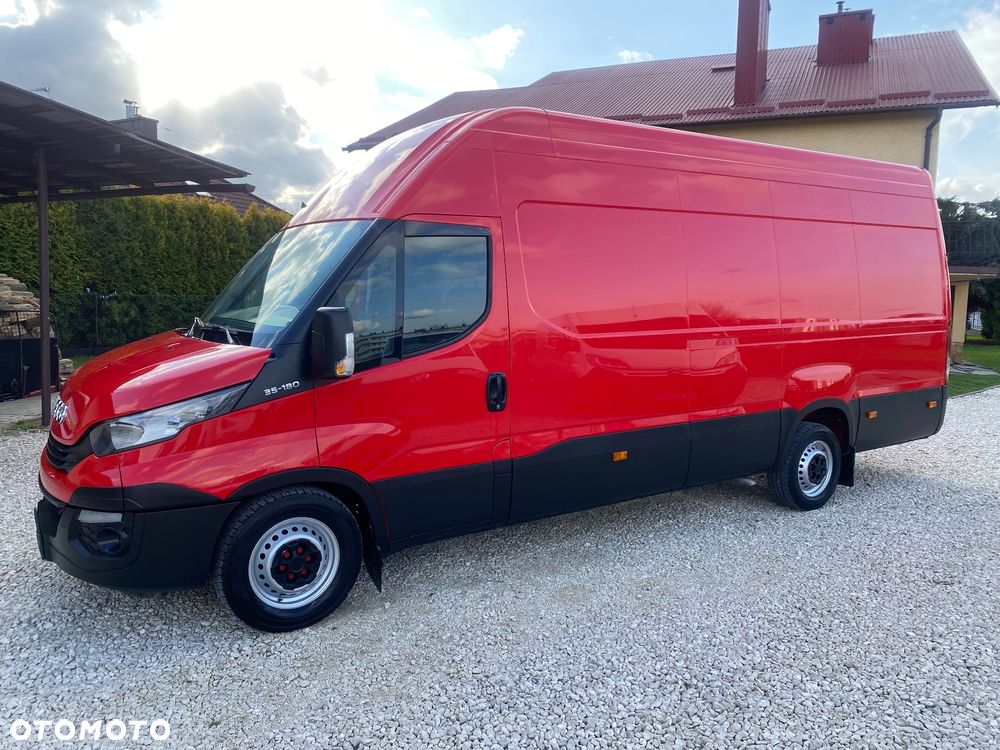Iveco DAILY 35-180 MAX 3.0 zakupiony w salonie w Rzeszowie, serwisowany, bezwypadkowy - 1