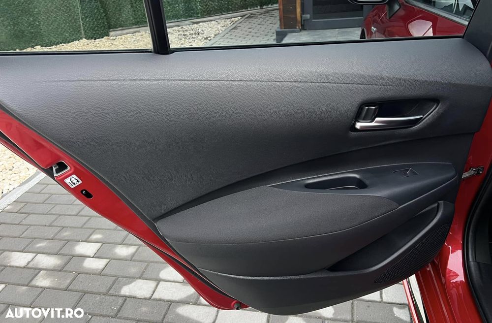 Toyota Corolla 1.8 HSD Exclusive GR Sport - 21