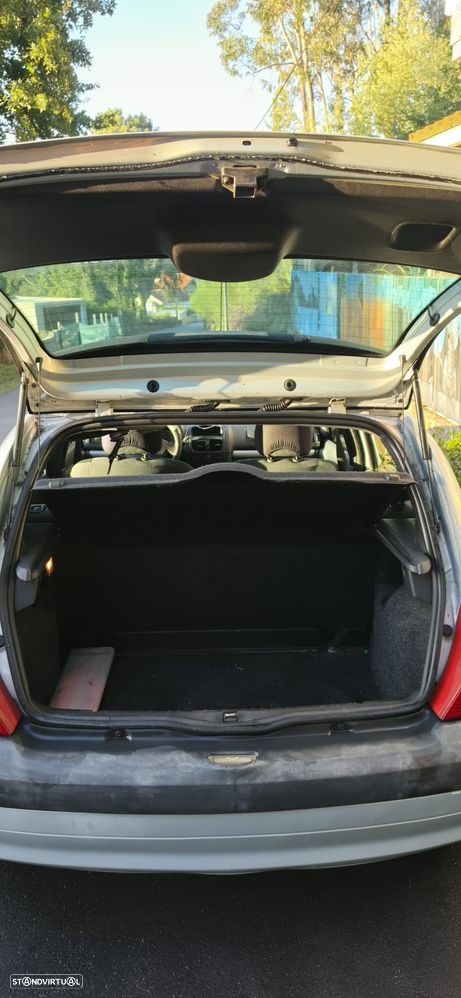 Renault Clio 1.2 16V Best Years - 12