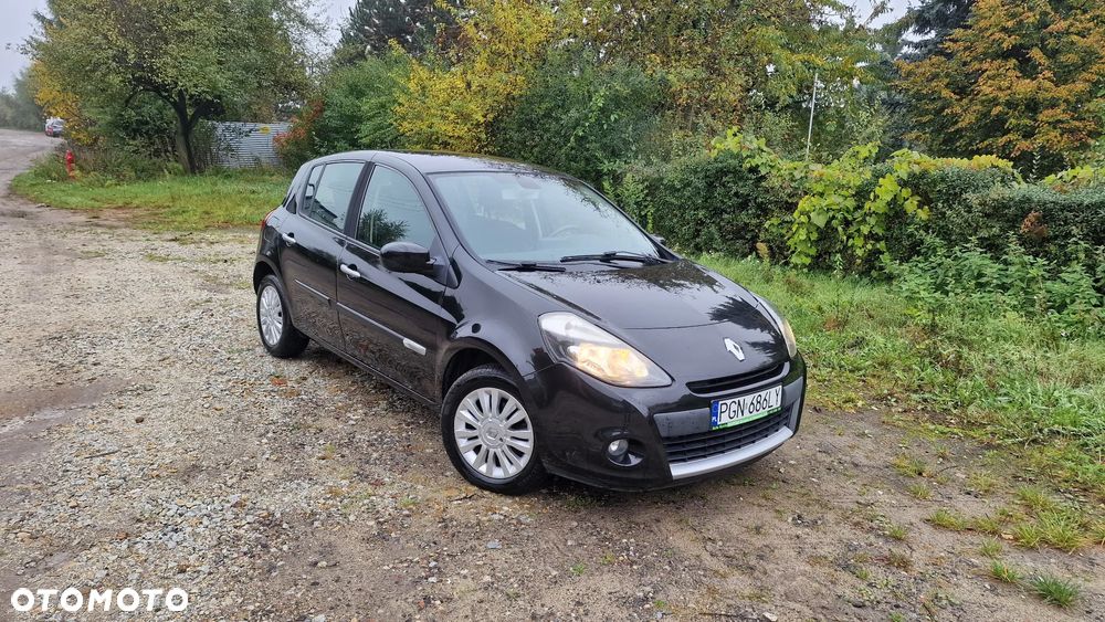 Renault Clio 1.2 16V Alize - 1