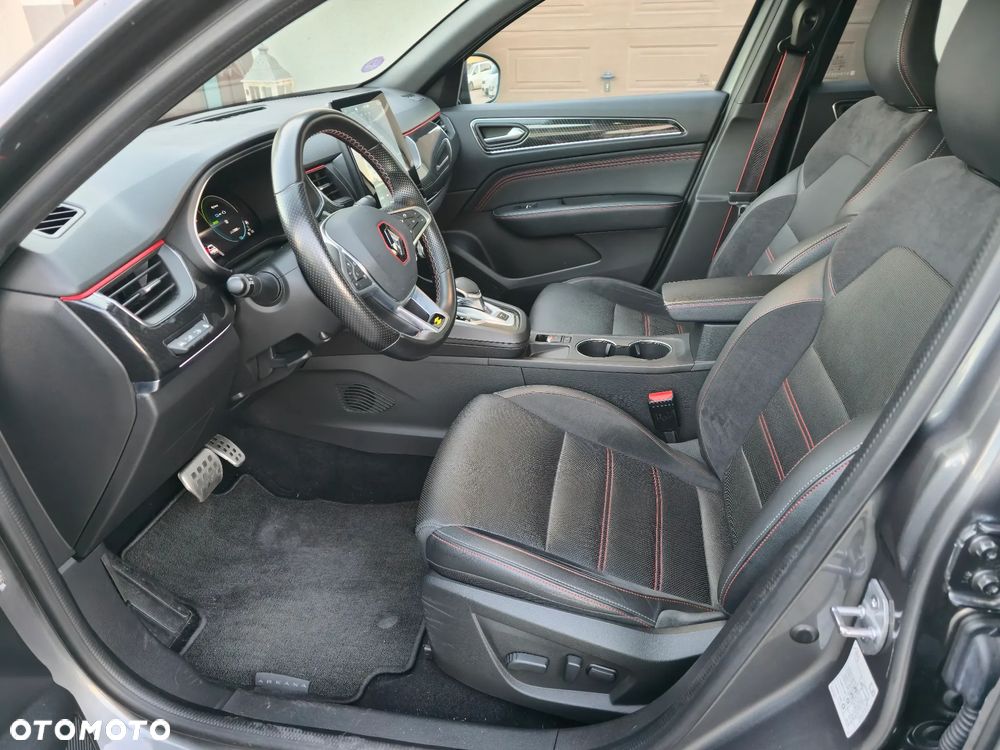 Renault Arkana 1.6 E-TECH R.S Line MMT - 21