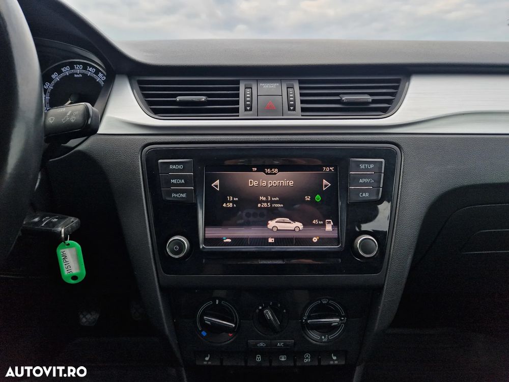 Skoda RAPID 1.0 TSI Active - 20