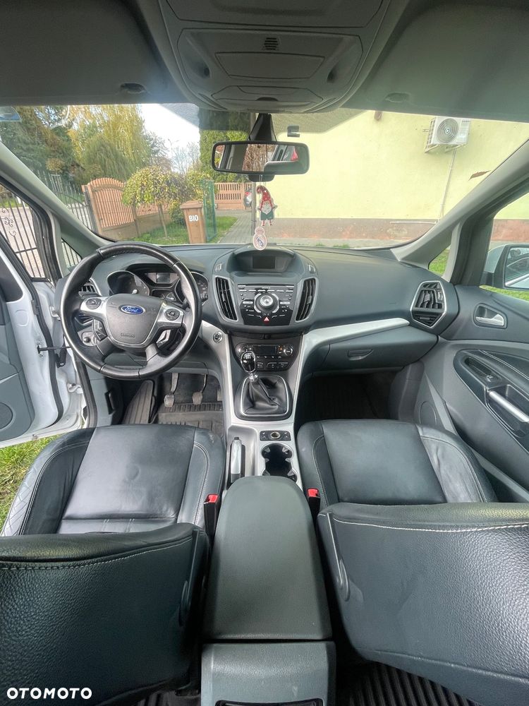 Ford Grand C-MAX - 13