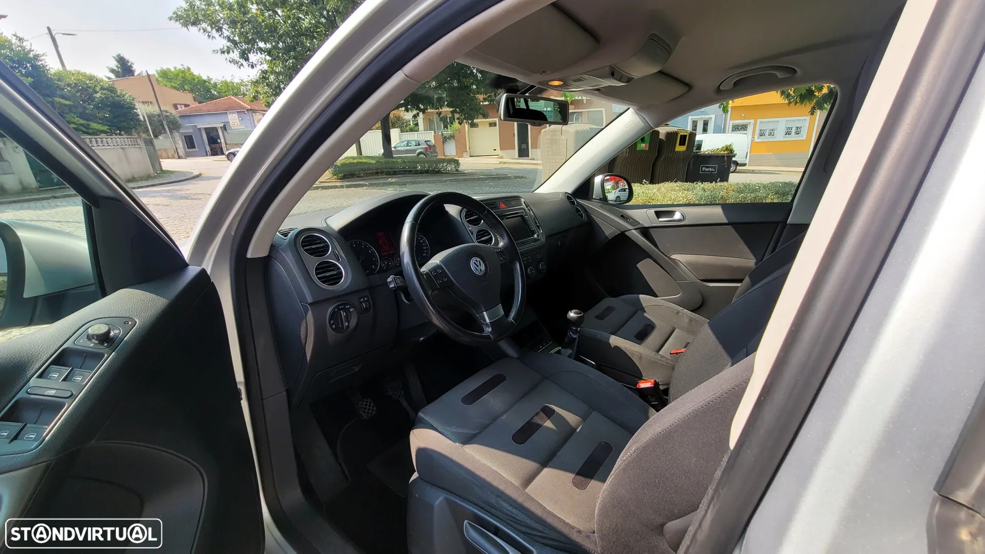 VW Tiguan 1.4 TSI Sport 4Motion - 12