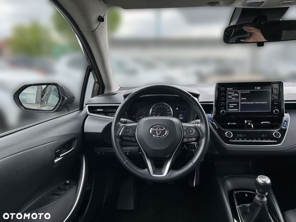 Toyota Corolla - 10