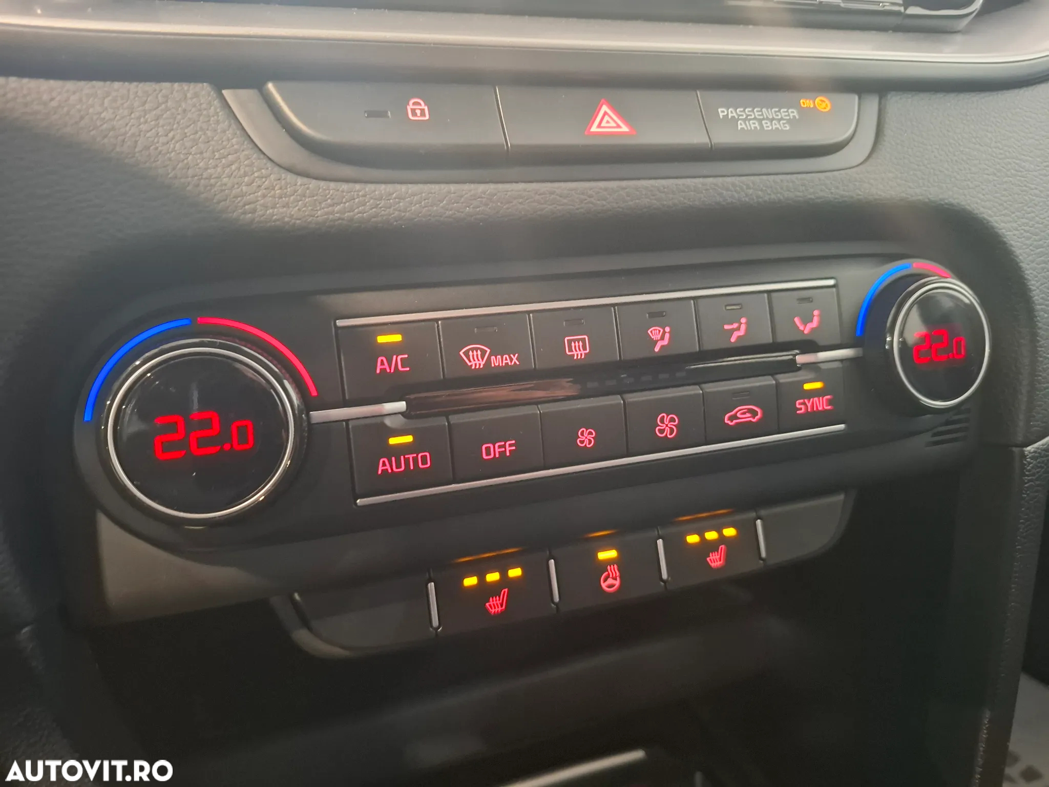 Kia XCeed 1.5 T-GDI 7DCT City - 14