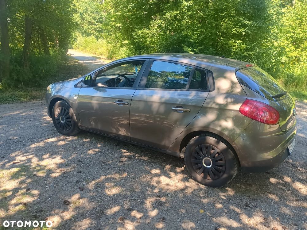Fiat Bravo 1.4 T-JET 16V Estiva Plus - 6