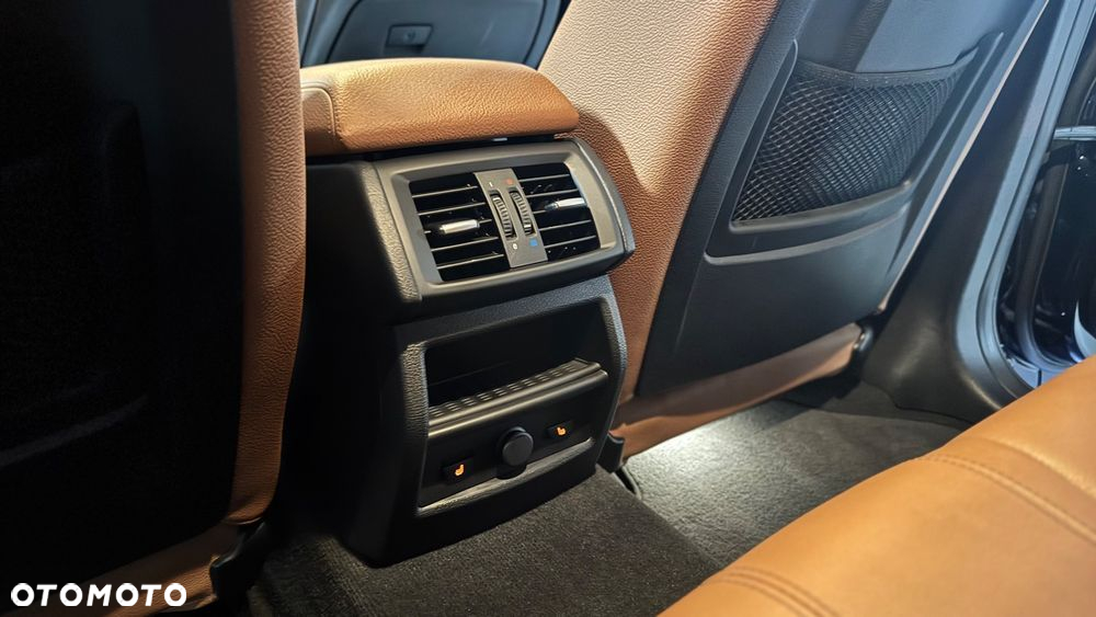 BMW X4 xDrive28i xLine - 25