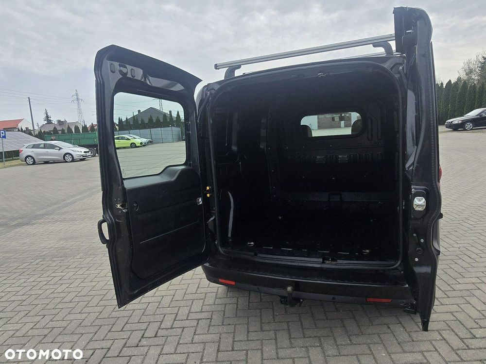 Opel Combo - 16