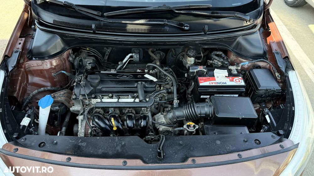 Hyundai i20 1.2 Highway - 14