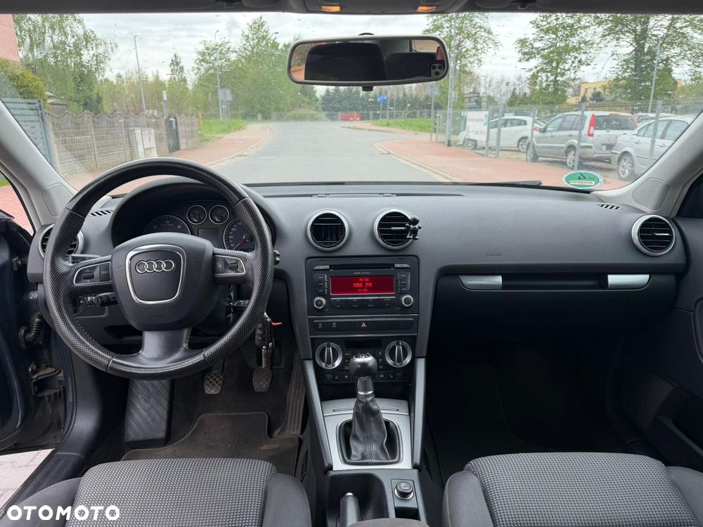 Audi A3 Sportback 2.0 TDI Ambiente - 14
