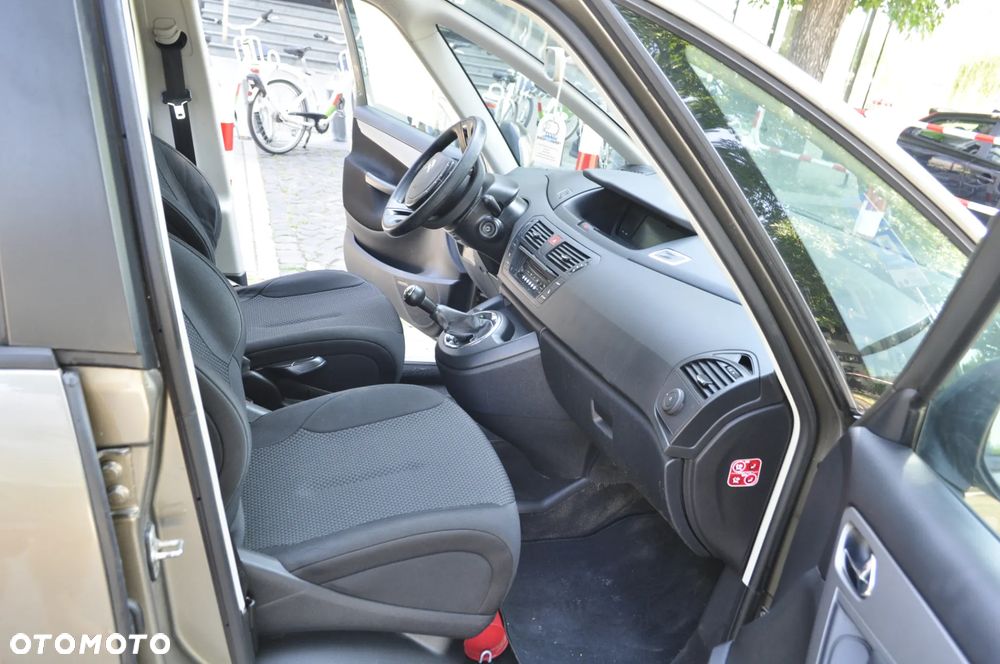 Citroën C4 Picasso VTi 120 Attraction - 14