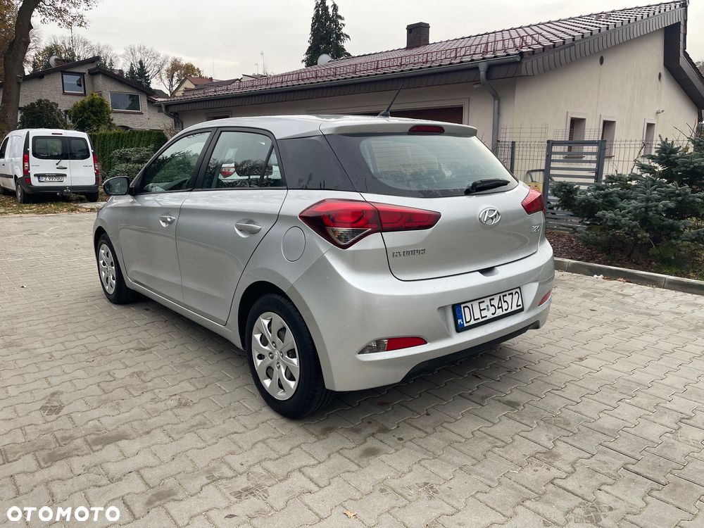 Hyundai i20 1.2 Classic Plus - 3