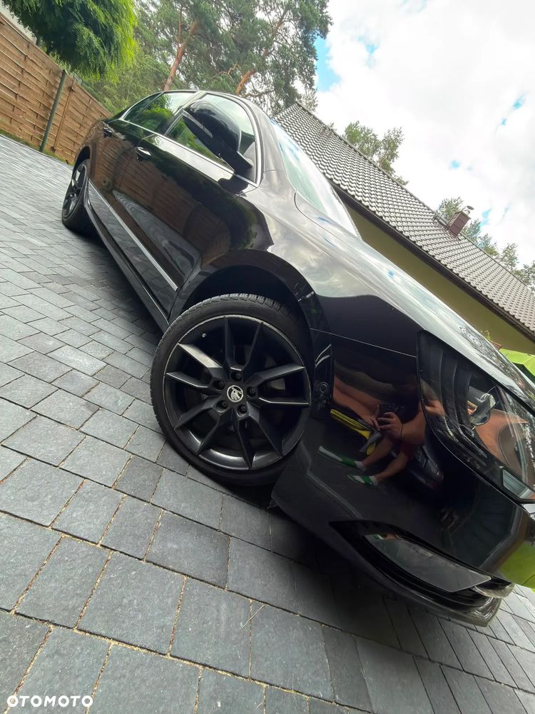 Skoda Superb 2.0 TSI Business DSG - 4
