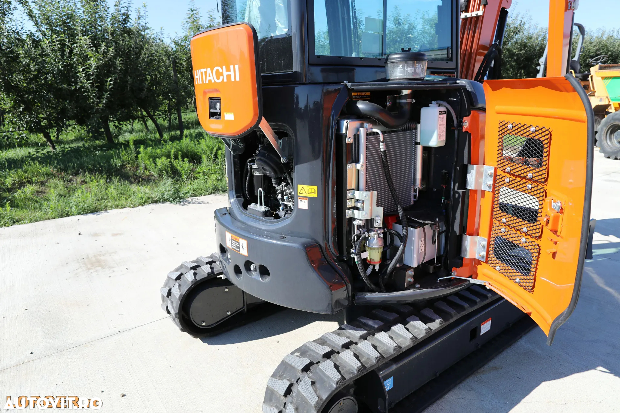 Hitachi ZX33U-5A - 9