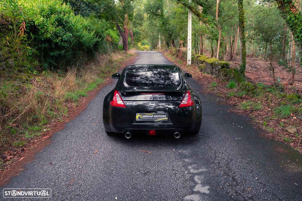 Nissan 370 Z Black Edition - 3