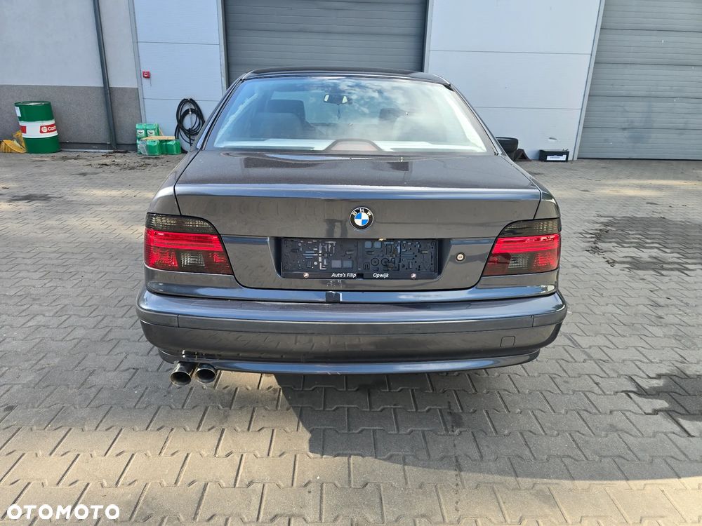 BMW Seria 5 520i - 3