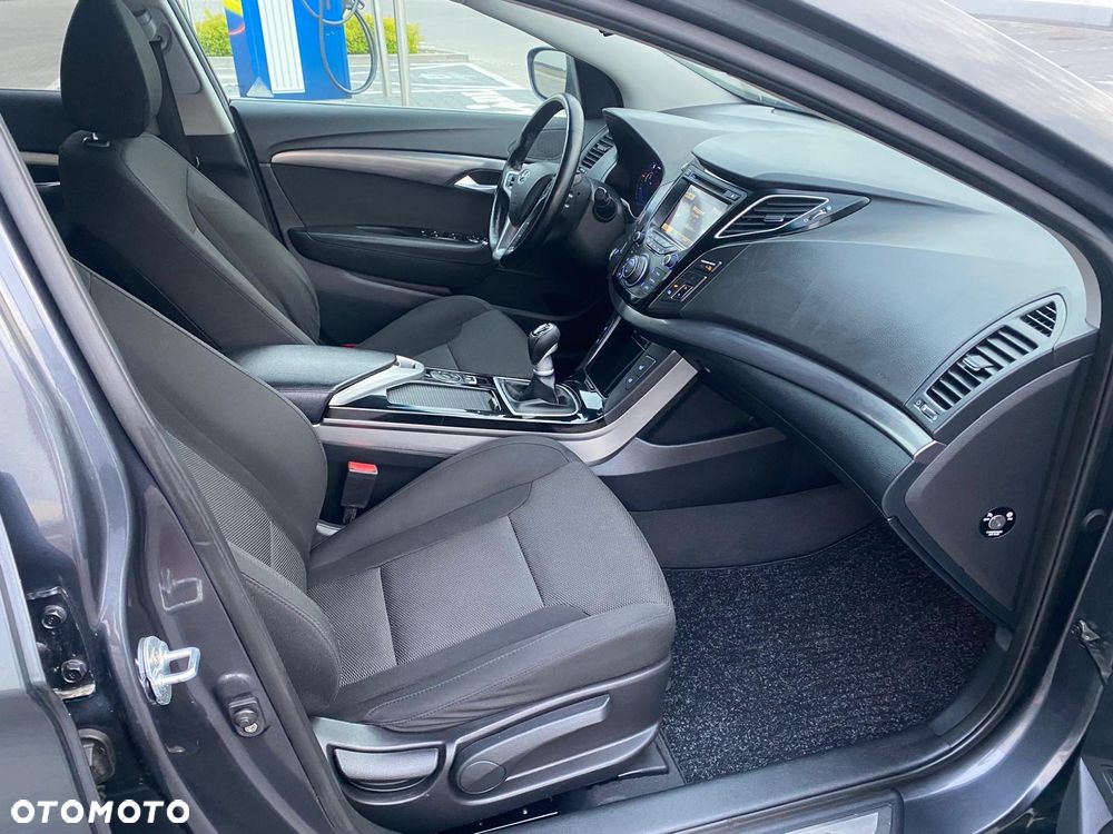 Hyundai i40 1.7 CRDi Premium - 12