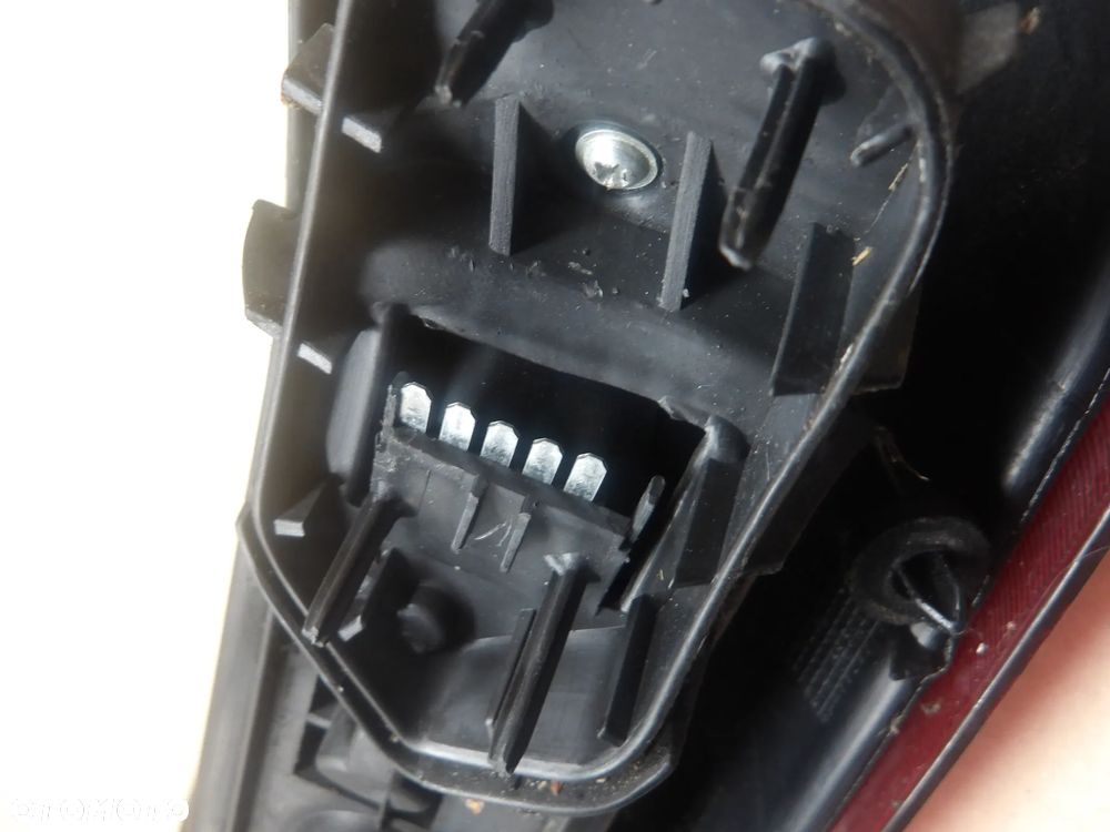 OPEL CORSA C 00-03 1.2B LAMPA PRAWA LEWA TYŁ 09114336 09114337 - 4