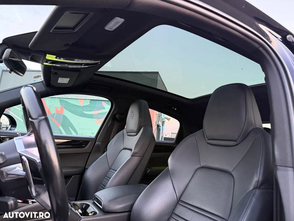 Porsche Cayenne Coupe Standard - 8
