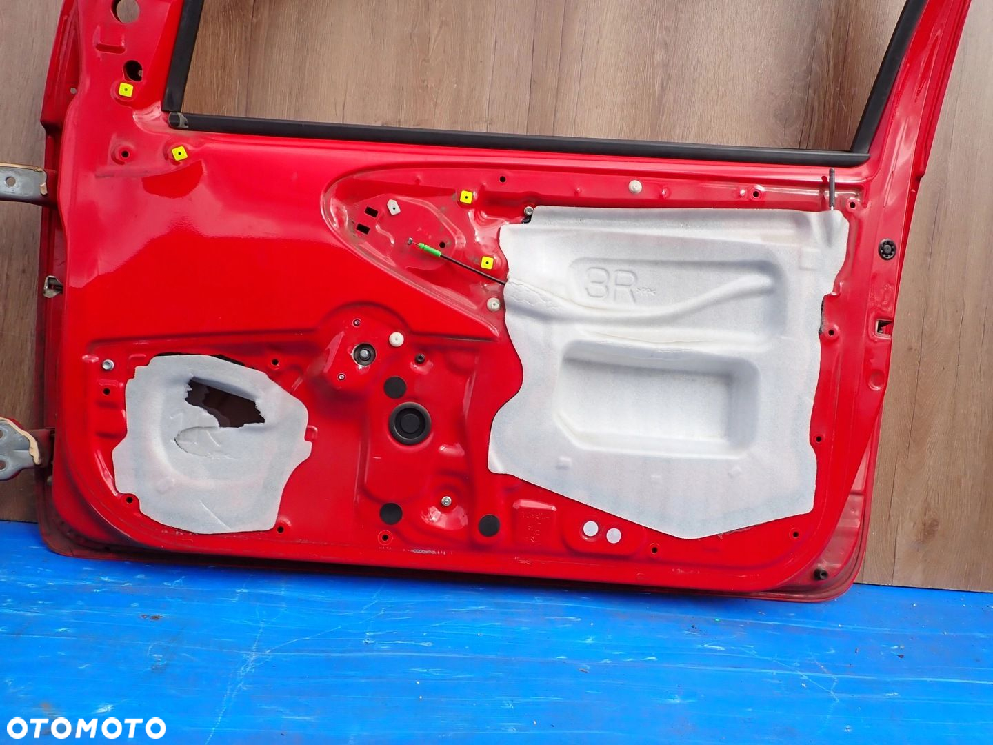 TOYOTA AYGO 05-12 3d DRZWI PRAWE 3PO - 11