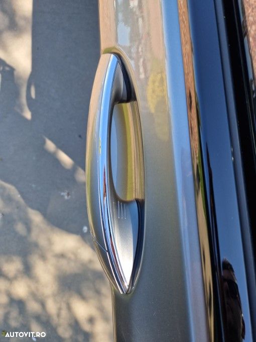 BMW Seria 7 730Ld xDrive - 16