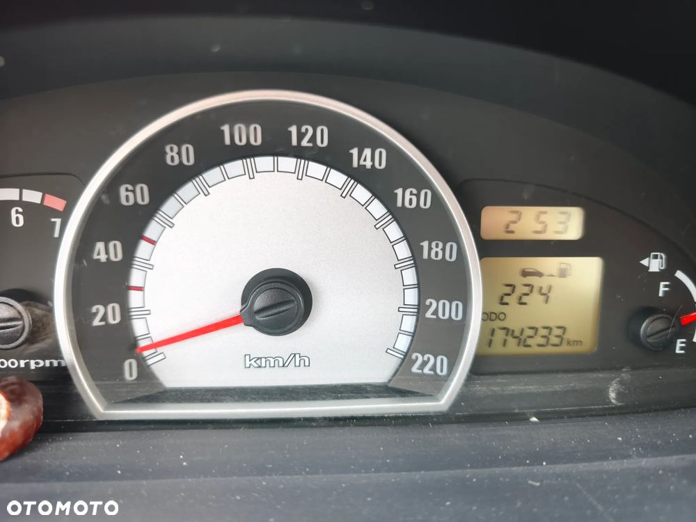 Hyundai Matrix 1.8 Automatik GLS - 18