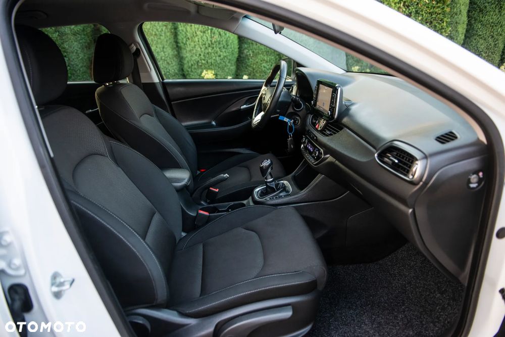 Hyundai i30 1.4 T-GDI YES - 37