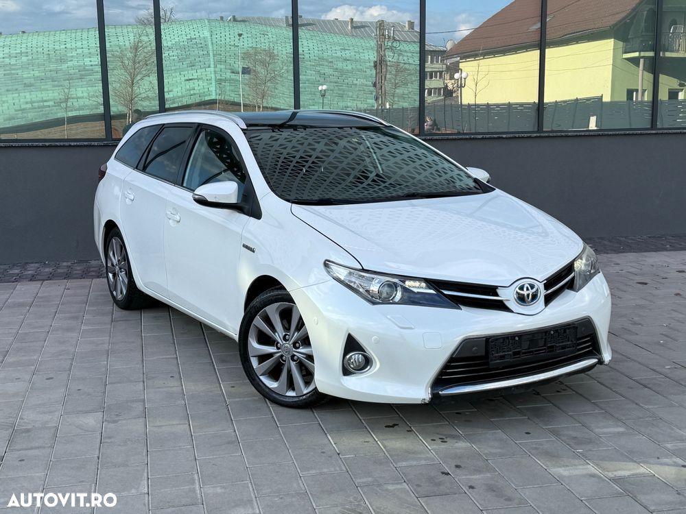 Toyota Auris 1.8 L VVT-i Luna - 21