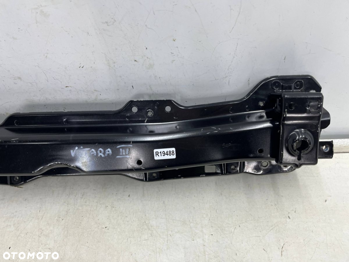 Pas przedni Suzuki Vitara III 15r.- wzmocnienie górne ramka zamka maski - 5