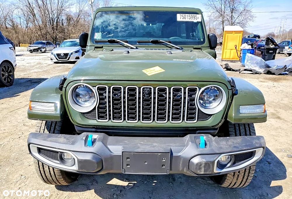 Jeep Wrangler - 5
