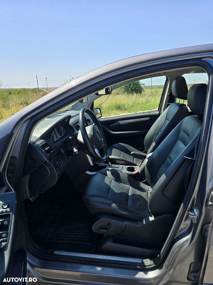Mercedes-Benz B 200 - 8