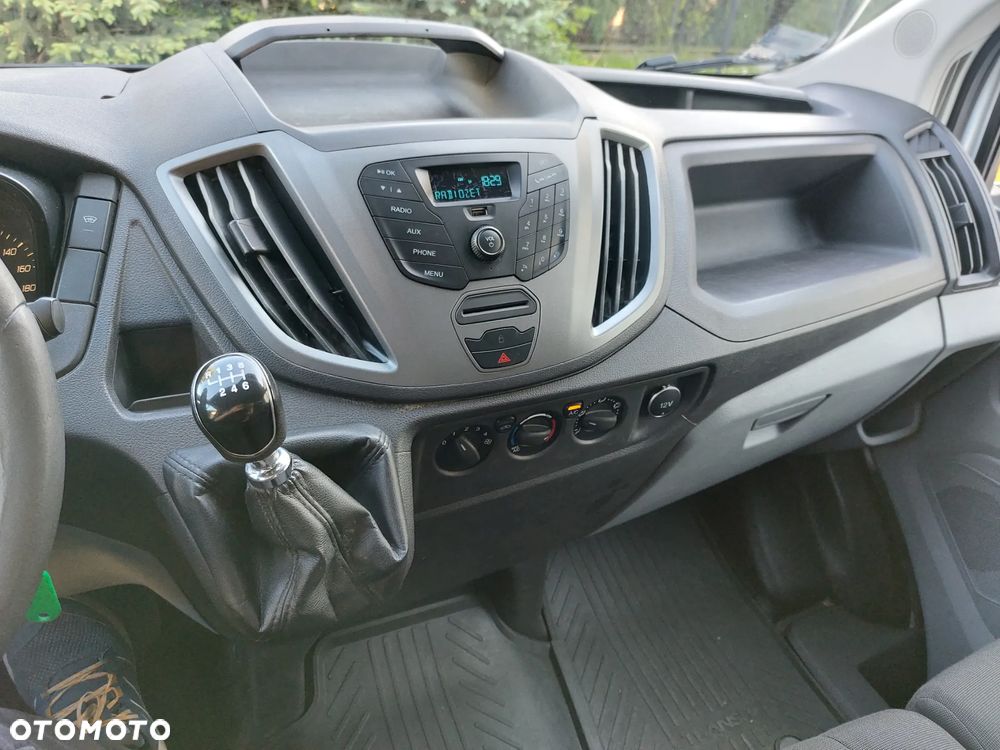 Ford TRANSIT - 12